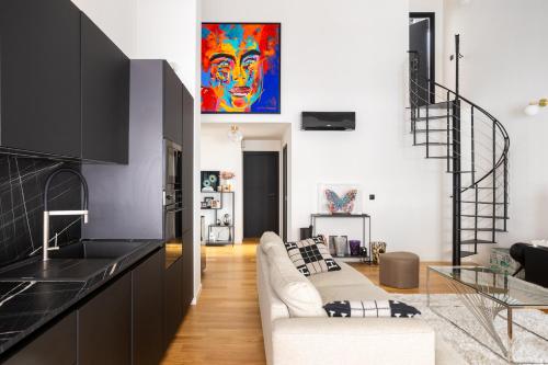 Photo de la galerie de l'établissement Appartement Design - Climatisation & Confort - Les Frères de la Loc', à Marseille