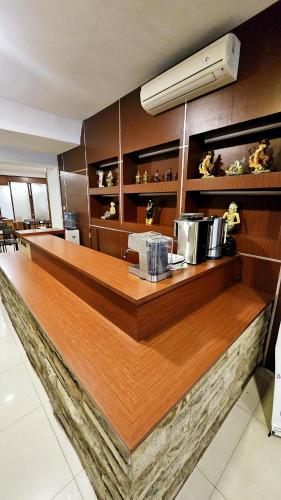 Kemudahan buat kopi dan teh di New Tiga Intan Hotel