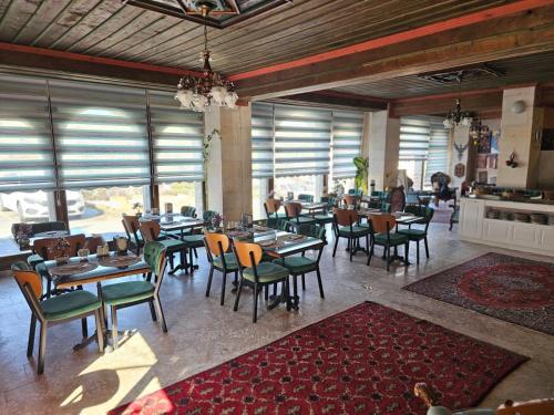 En restaurant eller et andet spisested på Roc Of Cappadocia