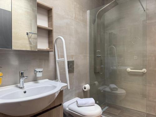 Ένα μπάνιο στο Dioroh Suites Meteora 301