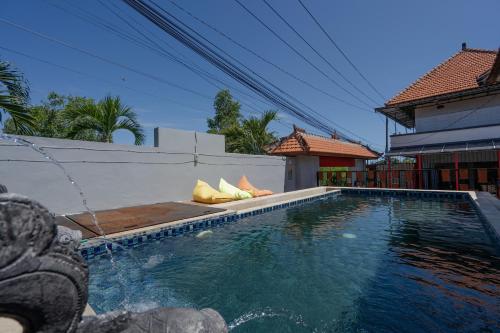 Πισίνα στο ή κοντά στο Urbanview Ava Guest House Goa Gong