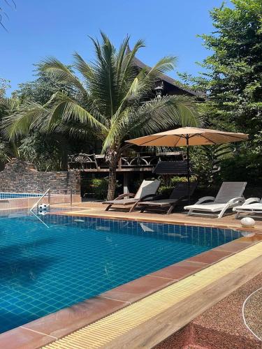 Swimmingpoolen hos eller tæt på Boutique Village Hotel