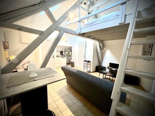 22 Centre ville - Drouaise - Mezzanine - 4 Couchages