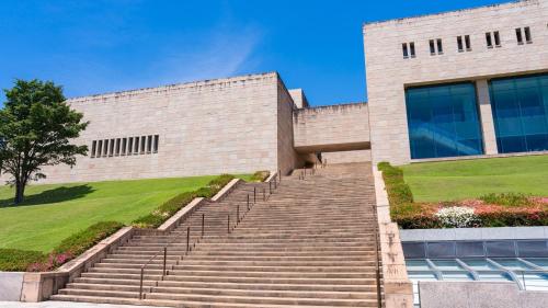 a set of stairs in front of a building at SOKI ATAMI - Vacation STAY 93393v in Atami