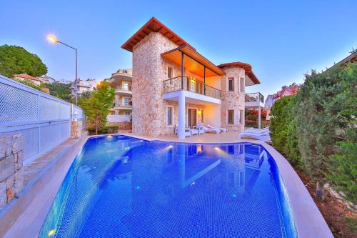 Paradise Villa Kaş Central Luxury Villa with Sauna
