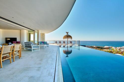 Andaluz Getaway
