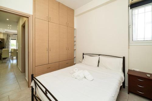 Acropolis Nest