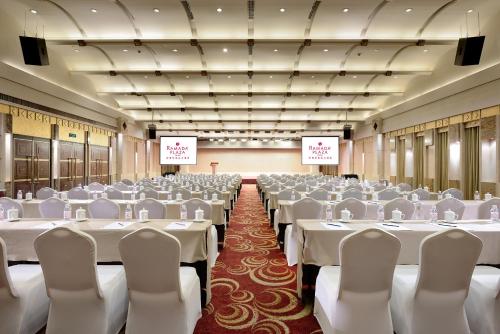 Gallery image of Ramada Plaza By Wyndham Taian in Tai'an