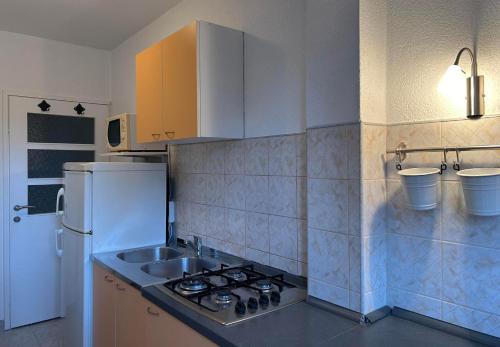 Η κουζίνα ή μικρή κουζίνα στο ZAIZ rooms