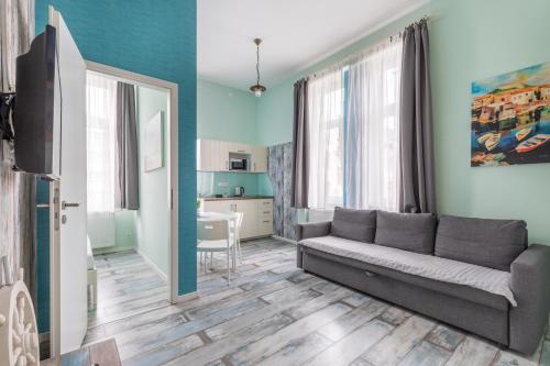 GDE Wesselenyi Triple