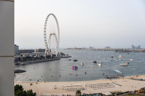 Luxury 4BR Apartment in JBR Private Beach Access