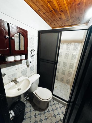 Koupelna v ubytování Hotel Mawill