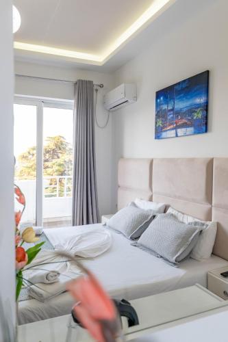 Hotel Myrtai - City Center