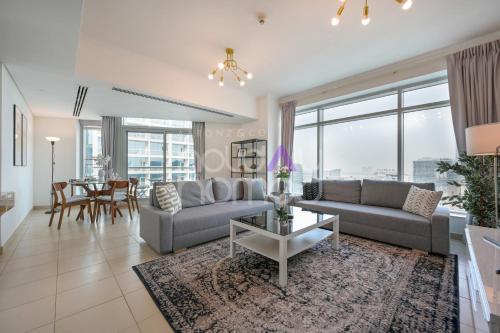 Modern 1BR in Burj Views Tower Downtown