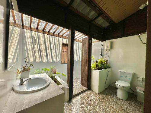 Koupelna v ubytování The Frog Khaoyai Resort เดอะฟร็อกเขาใหญ่ รีสอร์ท