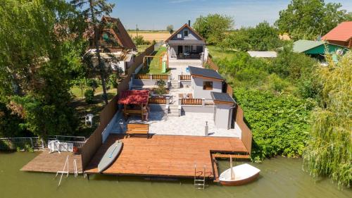 Imagen de la galería de Garden Vendégház, en Békésszentandrás