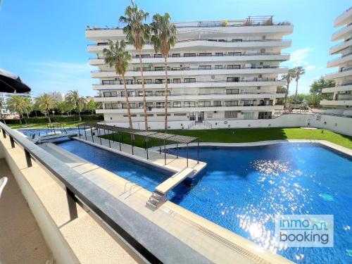 Montecarlo Salou, piscina y céntrico
