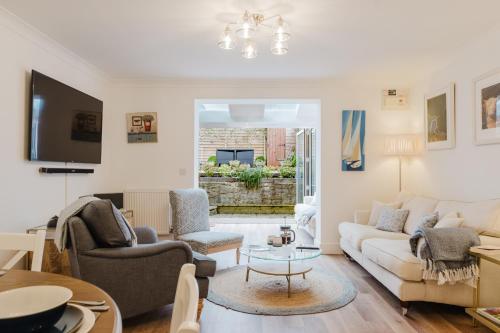 Χώρος καθιστικού στο Stylish Retreat with Private Garden in Tetbury