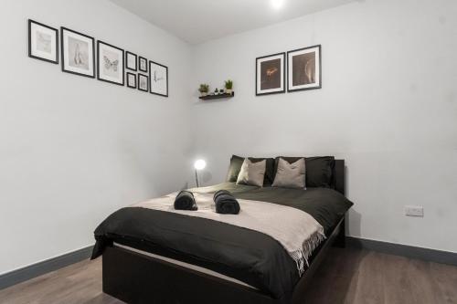Cheerful Moseley Studio - 2 photo 7