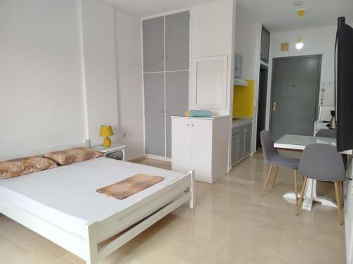 mini Carte-Postale, Old Town, 32sqm