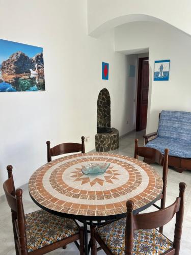 Χώρος καθιστικού στο Aeolian Apartments