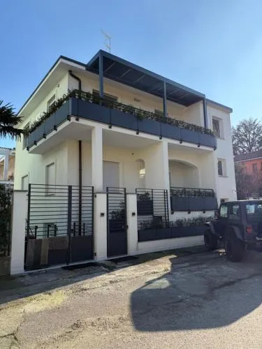 White House Villa con posti auto Milano photo 36