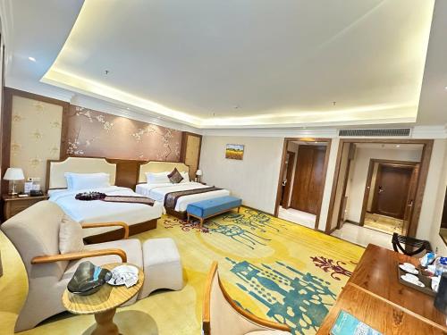 Gallery image of Hồng Vận Grand Hotel Móng cái in Móng Cái
