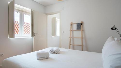 Portas do Sol Stylish Apt