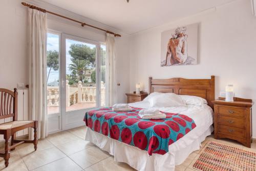 Ένα ή περισσότερα κρεβάτια σε δωμάτιο στο Casa Libra luxury villa sleeps six to 10
