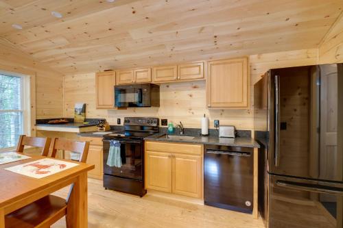 Gallery image of Cozy Apt with Deck, about 5 Miles to Acadia Natl Park! in Northeast Harbor