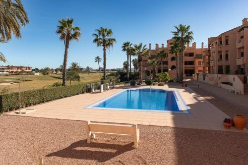 Sun, Pool & Relax near the Coast - Free Parking