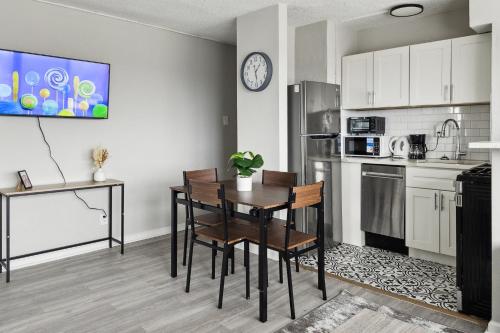 Η κουζίνα ή μικρή κουζίνα στο The Stetson 1204 I 1 Bed 1 Bath