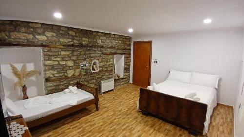 Beautiful room with private WC and shower in a guest house in city centre