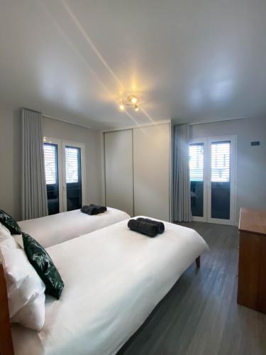 Village Square Coastal Apartment 1D
