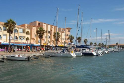Séjour bord de mer T3 avec piscine & parking
