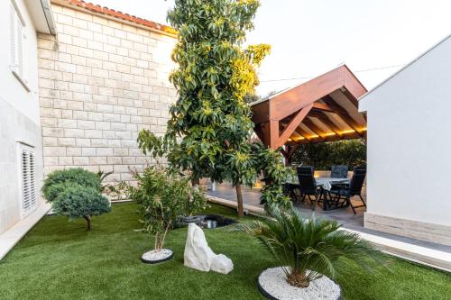 Villa Persea - Supetar