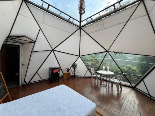 Postel nebo postele na pokoji v ubytování Criss Glamping