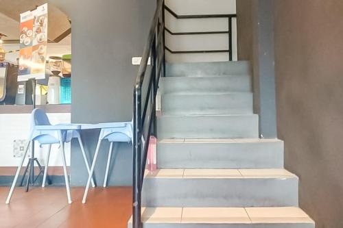Φωτογραφία από το άλμπουμ του RedDoorz at Jalan Siliwangi Semarang σε Kalibanteng-lor