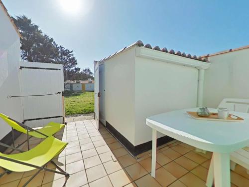 Maisonnette vacances avec piscine à Bretignolles - FR-1-224A-74