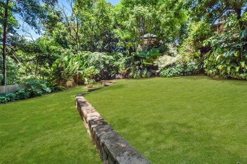 Taman di luar Villa Verde - Freshwater