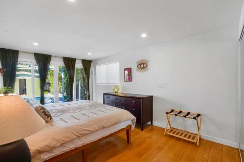 Villa La Verde - Newly Designed 4BR Villa with Pool & Guesthouse by Topanga photo 27