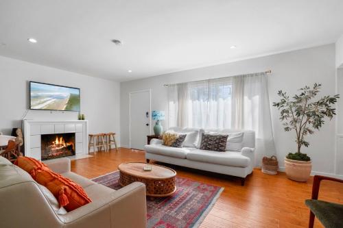 Villa La Verde - Newly Designed 4BR Villa with Pool & Guesthouse by Topanga photo 7