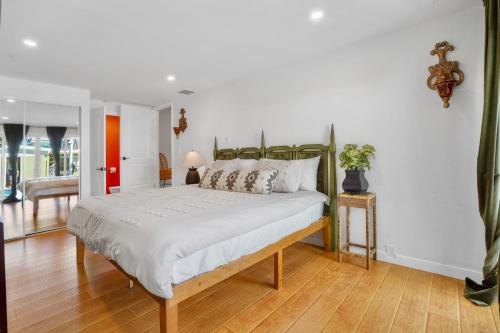 Villa La Verde - Newly Designed 4BR Villa with Pool & Guesthouse by Topanga photo 29