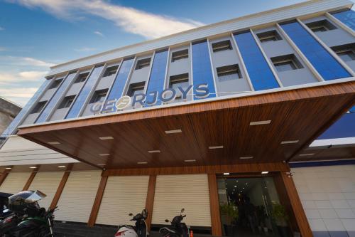 Jízda na kole v ubytování Georjoys Hotels & Resorts nebo okolí