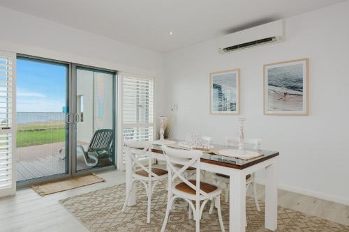 マンジュラにあるNautica Residences Mandurahのギャラリーの写真
