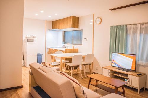 Japanese 5PPL Single Zhaoyan House