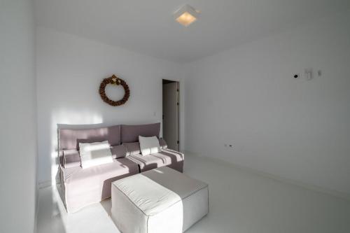 Ένα ή περισσότερα κρεβάτια σε δωμάτιο στο Luxury Villa Aethra -Island Living Paros-