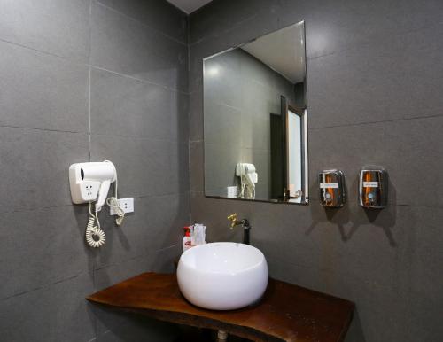 Φωτογραφία από το άλμπουμ του Little Chang Hostel σε Cat Ba