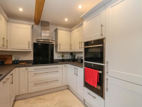 Dapur atau dapur kecil di Bradan Lodge