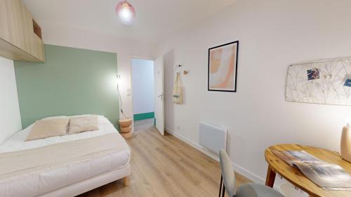 Photo de la galerie de l'établissement Charming Parisian Room - Canal Saint-Martin, à Paris